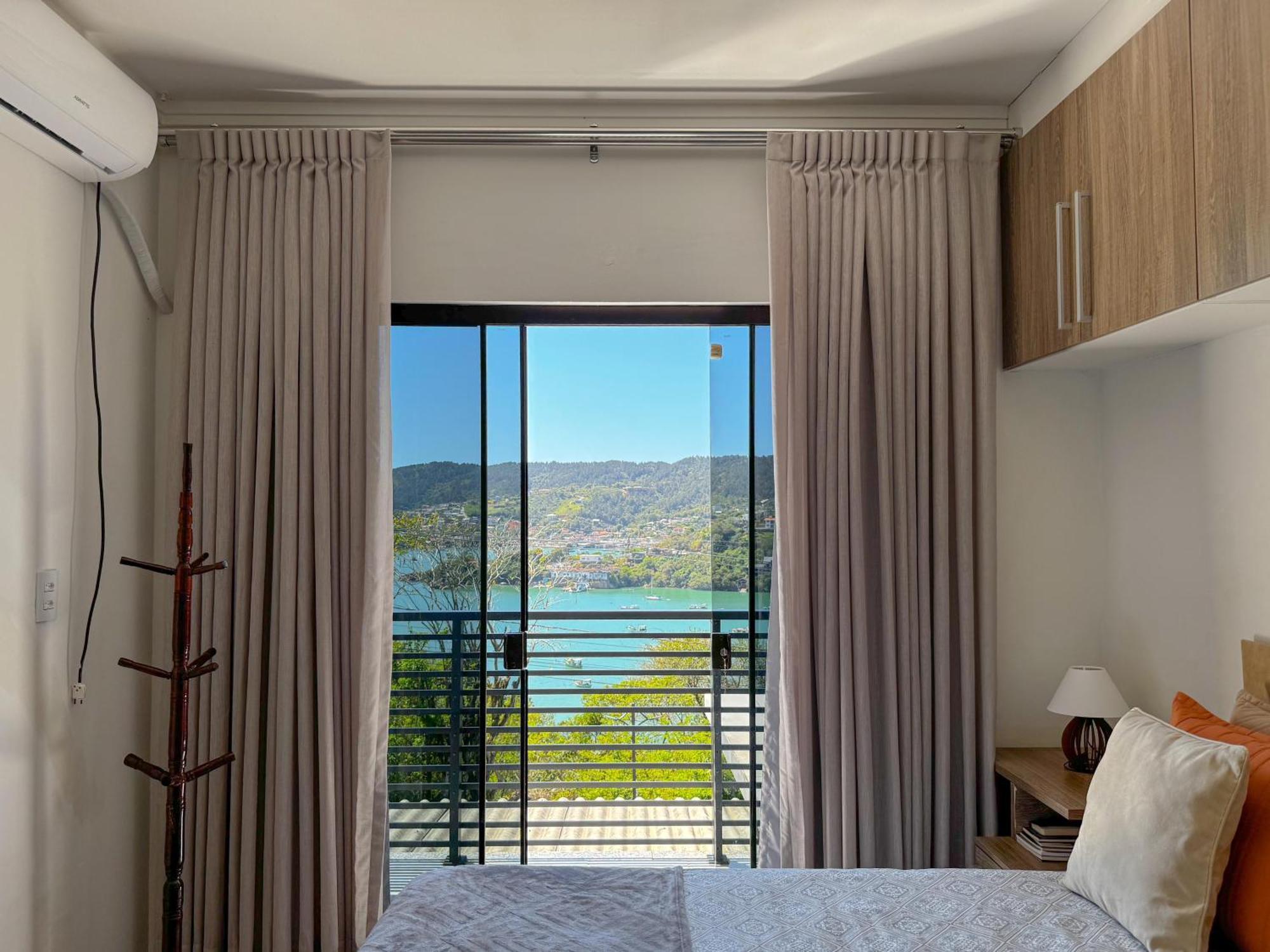 Casa Com Vista Para O Mar Em ゴヴェルナドール・セウソ・ラーモス エクステリア 写真