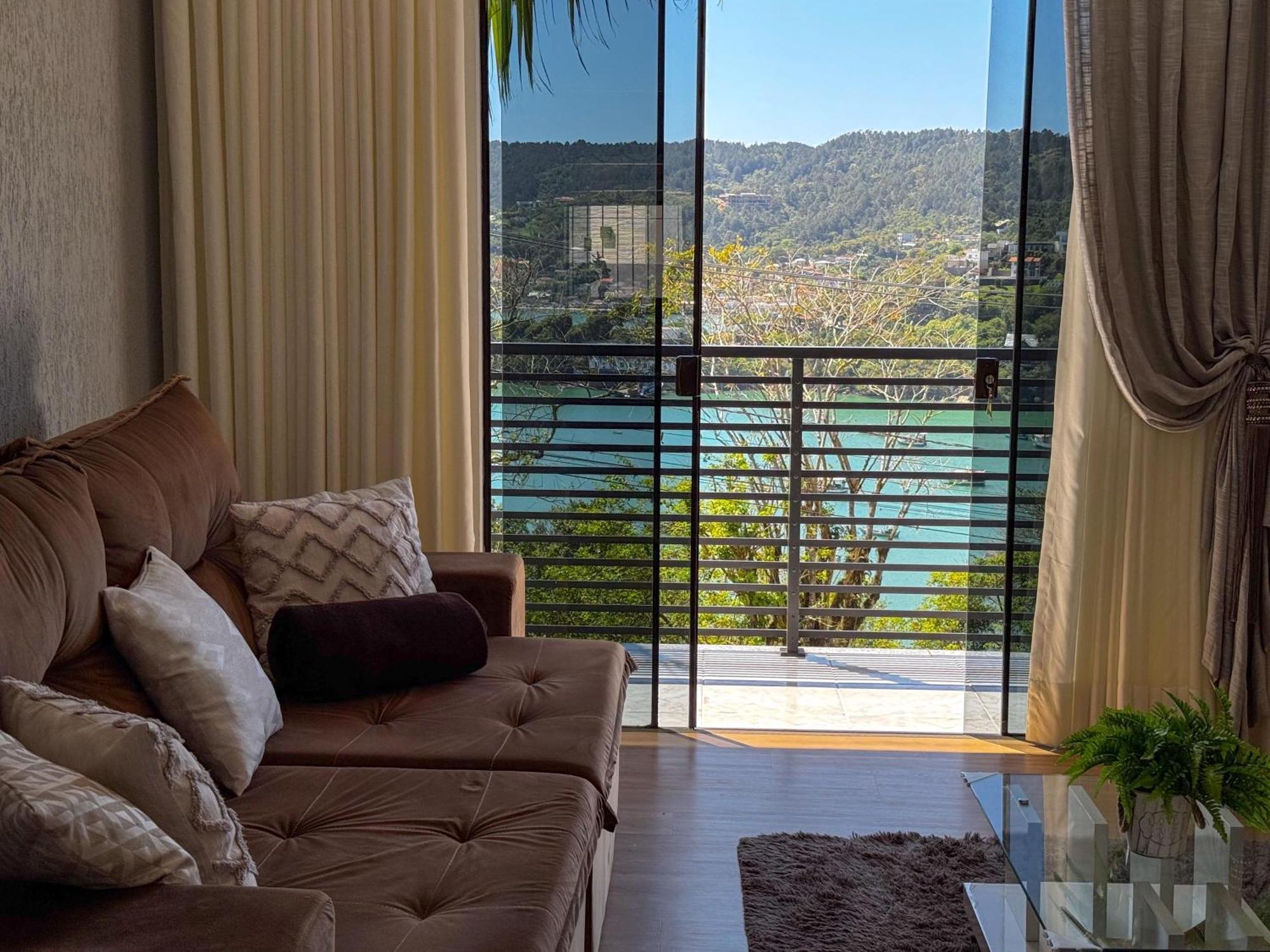Casa Com Vista Para O Mar Em ゴヴェルナドール・セウソ・ラーモス エクステリア 写真