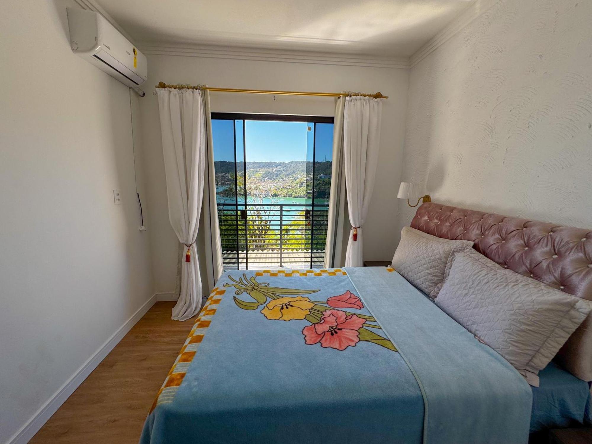 Casa Com Vista Para O Mar Em ゴヴェルナドール・セウソ・ラーモス エクステリア 写真