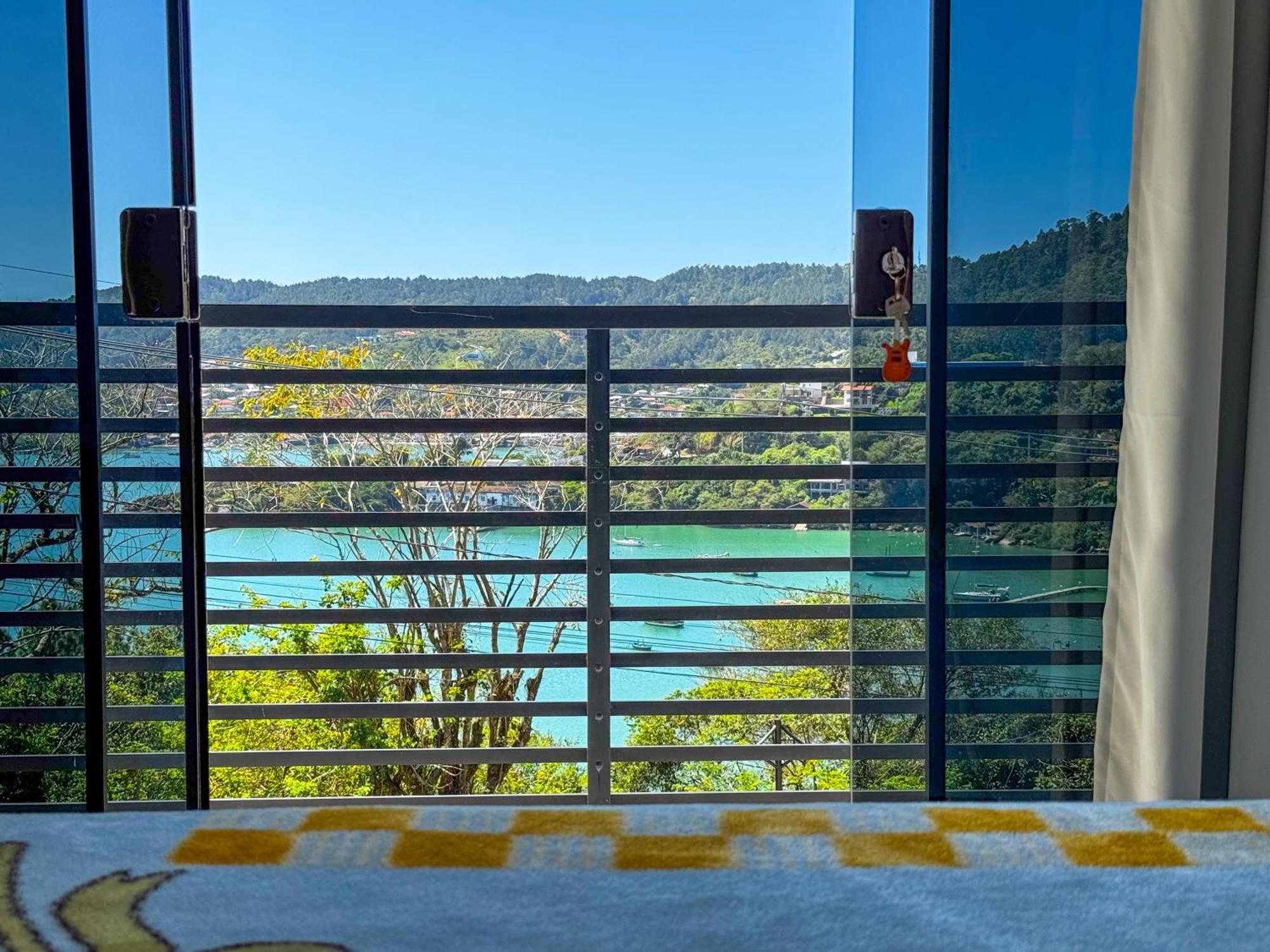 Casa Com Vista Para O Mar Em ゴヴェルナドール・セウソ・ラーモス エクステリア 写真
